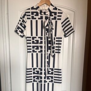 Dresses w/ Contemporary Design